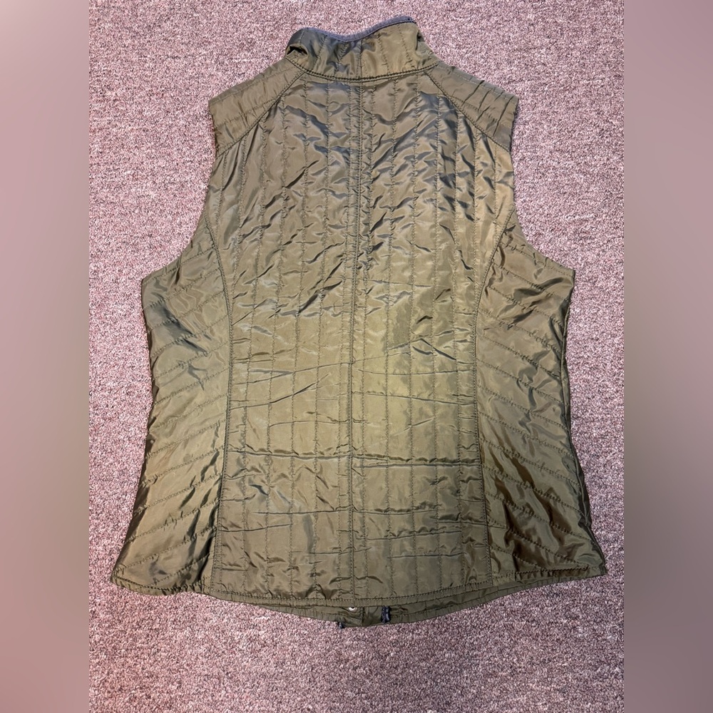 Banana Republic Olive Green Quilted Puffer Vest Women’s Medium Petite - Picture 4 of 6